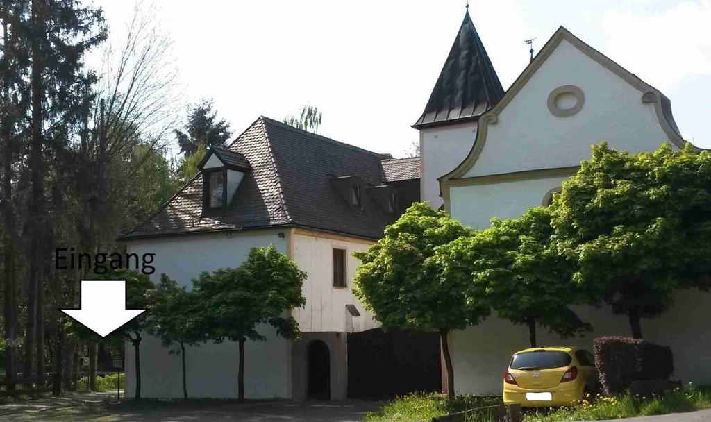 Hotel Schloss Fuchsmuehl Екстер'єр фото